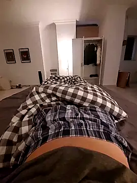 Strammer Junge online show from December 14, 2025, 8:20 am