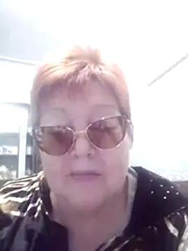 Snapshot of ALEXANDRA-LOVEE chatting on December 14, 2025, 3:01 am ALEXANDRA-LOVEE online show from December 14, 2025, 3:01 am