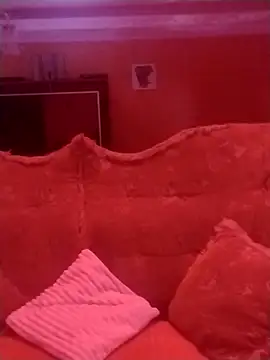 SHARLOT2427 online show from December 17, 2025, 2:50 am