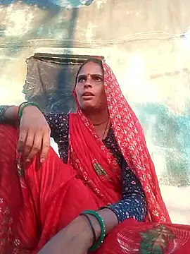 Snapshot of Ruchi9 chatting on December 17, 2025, 11:27 am Ruchi9 online show from December 17, 2025, 11:27 am