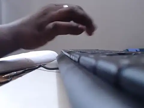 Snapshot of Da_Silva_Silva chatting on December 16, 2025, 8:30 am Da Silva Silva online show from December 16, 2025, 8:30 am