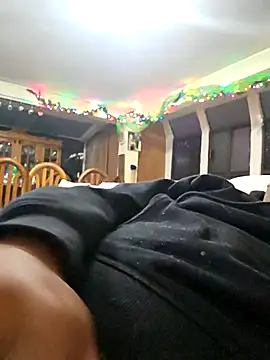 mikeeddy1517 online show from December 16, 2025, 4:17 am