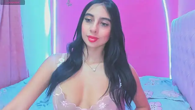 Snapshot of Selenevosse_ chatting on December 18, 2025, 3:12 am Selenevosse online show from December 18, 2025, 3:12 am