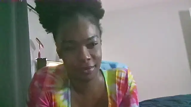 luxmina online show from December 17, 2025, 4:24 pm