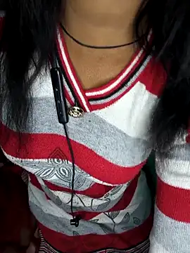 QWEEN7B online show from December 19, 2025, 2:35 pm