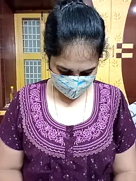 maduri   online show from December 18, 2025, 2:34 pm