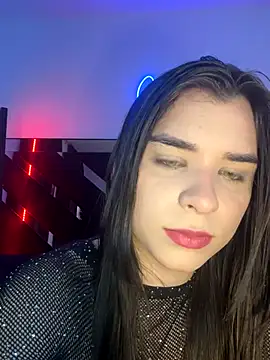 cristalcott online show from December 19, 2025, 6:15 pm