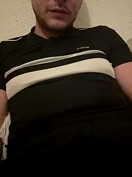 pablodu67 online show from December 20, 2025, 8:05 pm