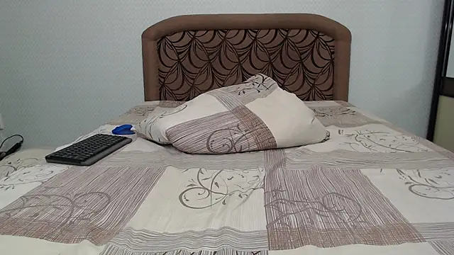 Snapshot of _Sweet_Dream_ chatting on February 4, 2025, 2:53 pm Sweet Dream online show from February 4, 2025, 2:53 pm