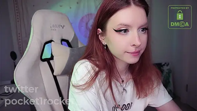 Snapshot of _PocketRocket_ chatting on February 1, 2025, 12:51 am  PocketRocket  online show from February 1, 2025, 12:51 am