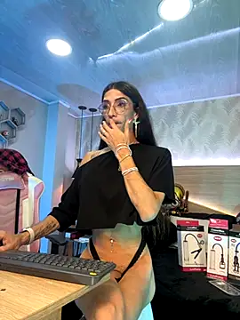 Snapshot of kylliefox_ chatting on September 25, 2025, 1:15 pm kylliefox online show from September 25, 2025, 1:15 pm