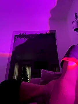 Snapshot of Escalante23 chatting on November 24, 2025, 2:17 pm Escalante23 online show from November 24, 2025, 2:17 pm