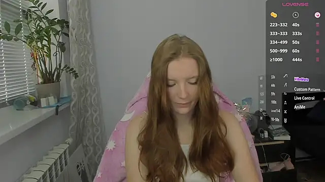 Snapshot of Mary_Blu chatting on November 5, 2025, 9:31 am Mary Blu online show from November 5, 2025, 9:31 am