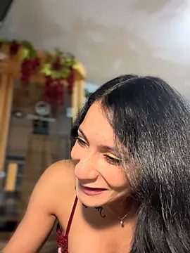 Snapshot of FerrariFrench chatting on November 4, 2025, 3:16 am FerrariFrench online show from November 4, 2025, 3:16 am