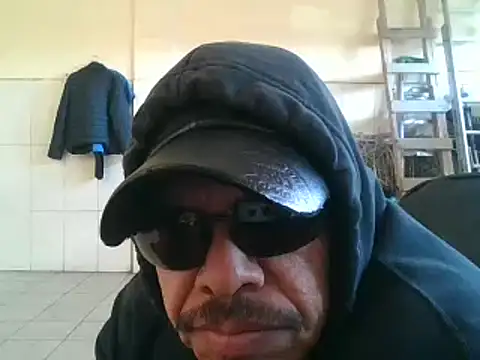 Snapshot of Oskr2024XXX chatting on January 11, 2025, 9:46 pm Oskr2024XXX online show from January 11, 2025, 9:46 pm