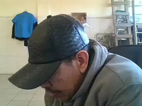 Snapshot of Oskr2024XXX chatting on January 23, 2025, 3:32 pm Oskr2024XXX online show from January 23, 2025, 3:32 pm