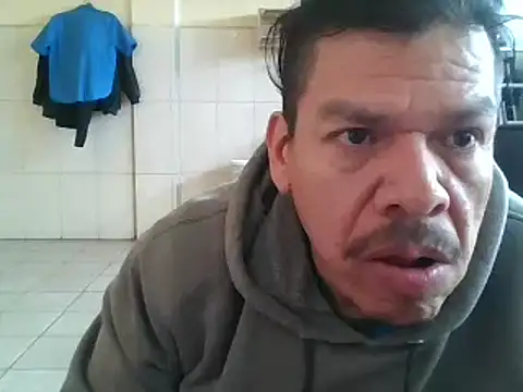 Snapshot of Oskr2024XXX chatting on January 27, 2025, 5:26 pm Oskr2024XXX online show from January 27, 2025, 5:26 pm