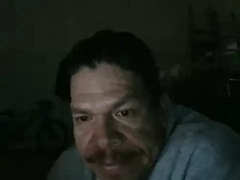 Snapshot of Oskr2024XXX chatting on March 19, 2025, 2:37 am Oskr2024XXX online show from March 19, 2025, 2:37 am