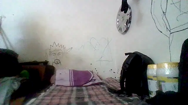 Snapshot of Oskr2024XXX chatting on October 12, 2025, 7:35 pm Oskr2024XXX online show from October 12, 2025, 7:35 pm