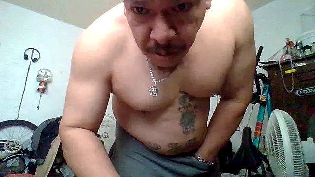 Snapshot of Oskr2024XXX chatting on October 29, 2025, 7:48 pm Oskr2024XXX online show from October 29, 2025, 7:48 pm