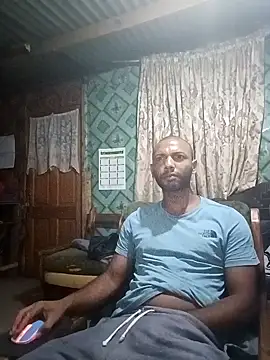 Snapshot of Camodick chatting on February 24, 2025, 10:25 pm Camodick online show from February 24, 2025, 10:25 pm