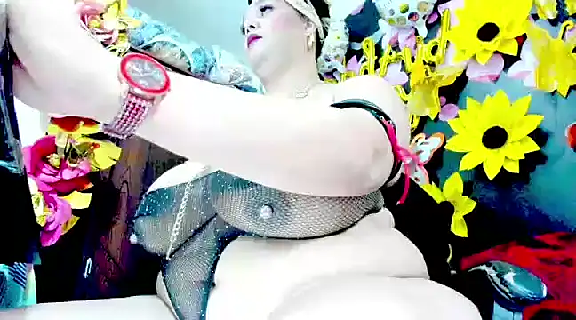 DirtyKhloy online show from February 26, 2025, 4:14 am