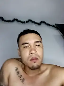 Snapshot of ANDRES_HOT-1996 chatting on December 27, 2024, 12:01 pm ANDRES HOT-1996 online show from December 27, 2024, 12:01 pm