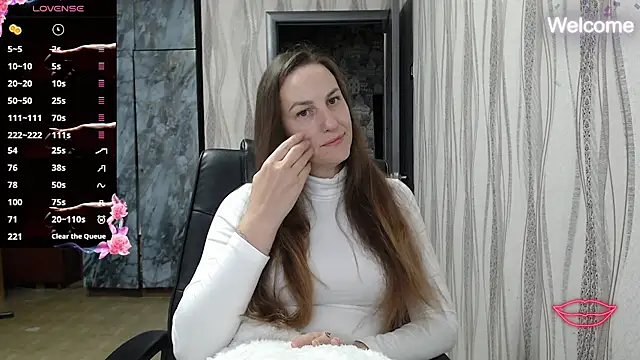Yevgeshka-Milashka online show from October 3, 2025, 6:54 am