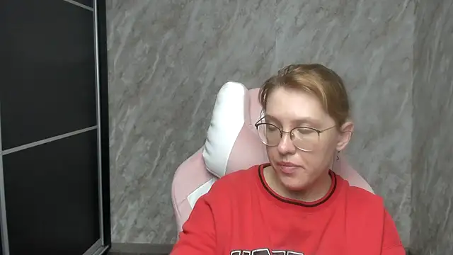 Reginasmilee online show from March 5, 2025, 2:57 am