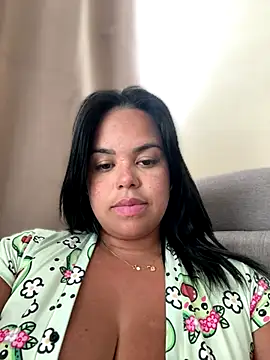 Snapshot of AliceStarshine chatting on November 17, 2025, 6:14 pm AliceStarshine online show from November 17, 2025, 6:14 pm