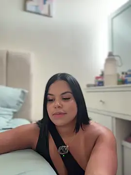 Snapshot of AliceStarshine chatting on November 23, 2025, 7:35 pm AliceStarshine online show from November 23, 2025, 7:35 pm