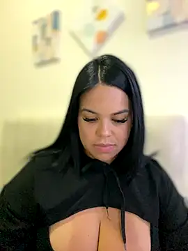 Snapshot of AliceStarshine chatting on November 25, 2025, 11:27 pm AliceStarshine online show from November 25, 2025, 11:27 pm