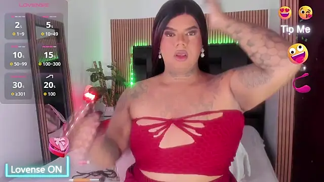 Snapshot of isabelleandbrand chatting on October 8, 2025, 1:20 pm isabelleandbrand online show from October 8, 2025, 1:20 pm