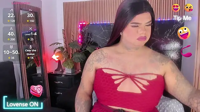 Snapshot of isabelleandbrand chatting on October 31, 2025, 12:17 pm isabelleandbrand online show from October 31, 2025, 12:17 pm