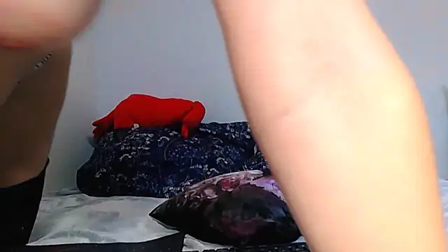 Snapshot of alisenties chatting on November 20, 2025, 1:33 pm alisenties online show from November 20, 2025, 1:33 pm