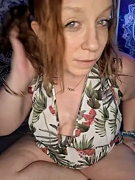 Snapshot of XxMs_StarzxX chatting on October 10, 2025, 12:09 am XxMs StarzxX online show from October 10, 2025, 12:09 am