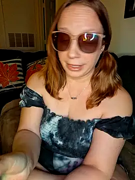 Snapshot of XxMs_StarzxX chatting on November 27, 2025, 5:42 am XxMs StarzxX online show from November 27, 2025, 5:42 am