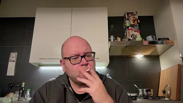 Snapshot of theitalianbear chatting on January 17, 2025, 7:49 pm theitalianbear online show from January 17, 2025, 7:49 pm