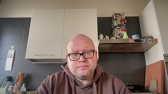 Snapshot of theitalianbear chatting on February 26, 2025, 12:36 pm theitalianbear online show from February 26, 2025, 12:36 pm