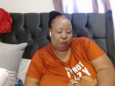 nancy111 online show from March 12, 2025, 1:19 pm