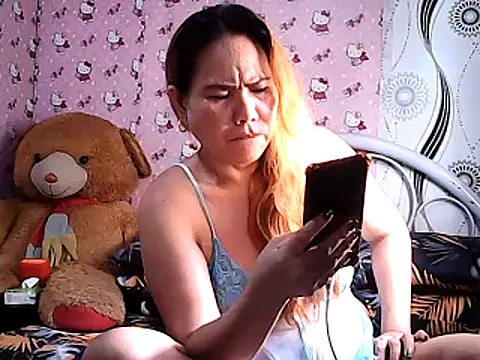 Snapshot of lovely-asian chatting on March 19, 2025, 3:20 am lovely-asian online show from March 19, 2025, 3:20 am
