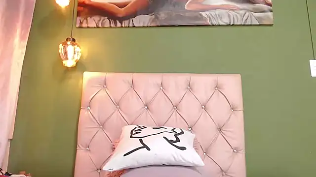 Snapshot of Tinna_Flirt chatting on February 13, 2025, 4:22 am Tinna Flirt online show from February 13, 2025, 4:22 am