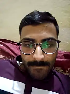 Snapshot of krishna8035 chatting on December 16, 2024, 1:54 pm krishna8035 online show from December 16, 2024, 1:54 pm