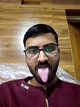 Snapshot of krishna8035 chatting on December 21, 2024, 2:04 pm krishna8035 online show from December 21, 2024, 2:04 pm