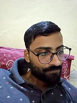 Snapshot of krishna8035 chatting on February 27, 2025, 4:52 am krishna8035 online show from February 27, 2025, 4:52 am