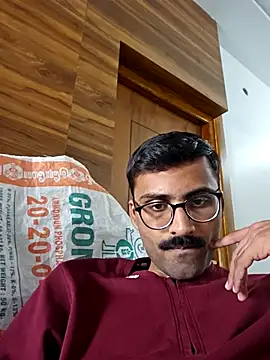 Snapshot of krishna8035 chatting on February 27, 2025, 8:06 am krishna8035 online show from February 27, 2025, 8:06 am