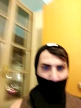 Snapshot of Elodie76 chatting on December 31, 2024, 7:40 pm Elodie76 online show from December 31, 2024, 7:40 pm