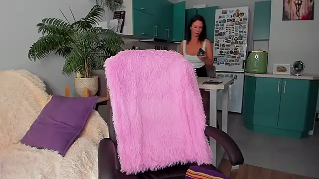 Snapshot of ChristinaGlory chatting on September 8, 2025, 2:49 pm ChristinaGlory online show from September 8, 2025, 2:49 pm