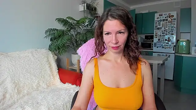 ChristinaGlory online show from October 24, 2025, 8:00 am