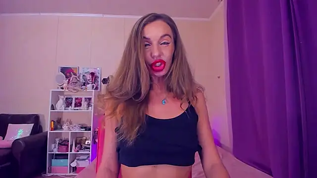 Snapshot of EmmaAbramson chatting on March 17, 2025, 6:42 pm EmmaAbramson online show from March 17, 2025, 6:42 pm